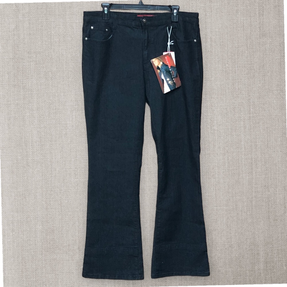 New Cosmopolitan JeansWear Embroidered Blackest Blue High Rise Boot Cut Jeans 14 - Picture 2 of 14